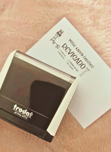 Sello para maestro personalizado con nombre