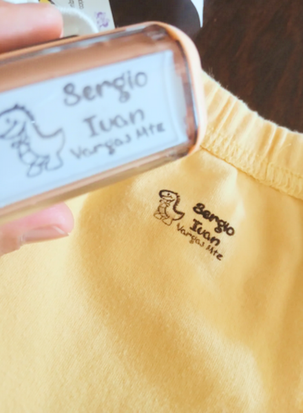 Sello de ropa lavable marcado en sudadera