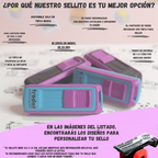 Doctor usando sello médico WRLD de bolsillo durante consulta